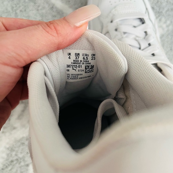 final price ✨ PUMA women's karmen rebelle white + gold chunky sneakers size 6.5 - Picture 10 of 10